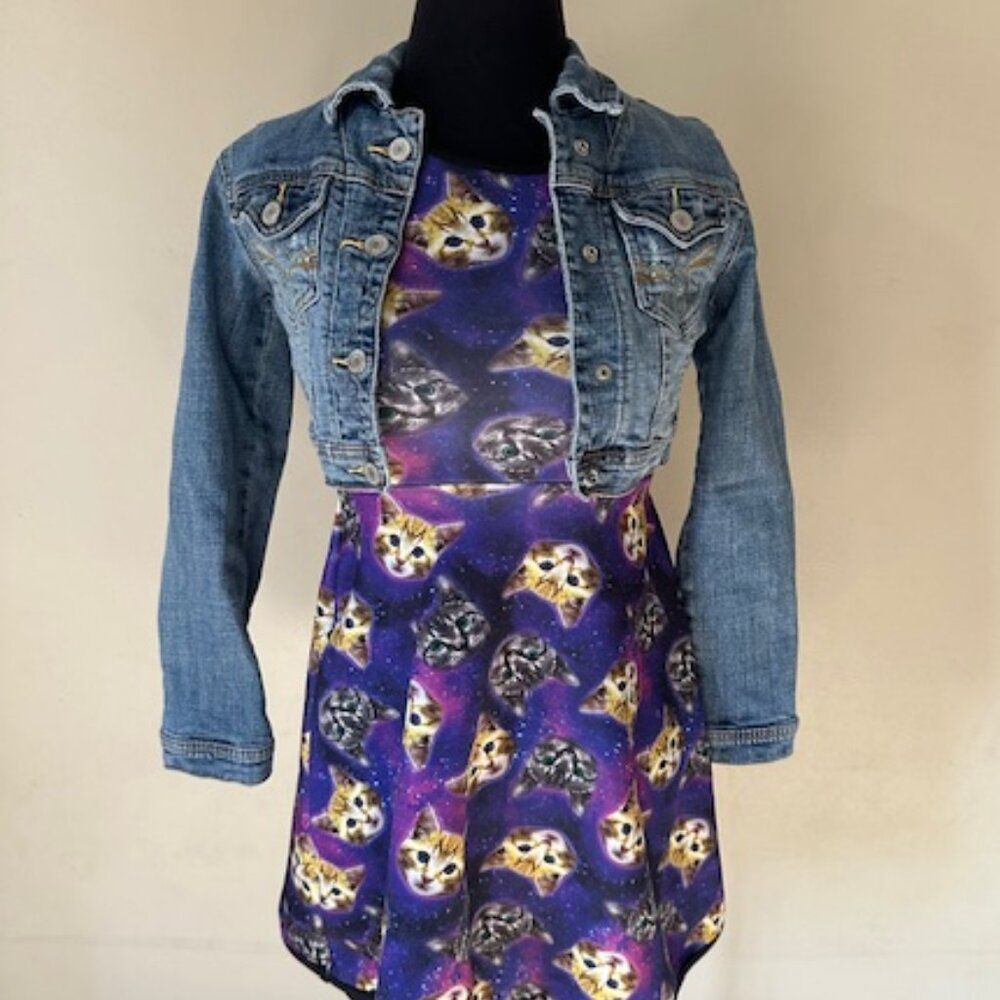 *Purple Cat Face Skater Dress   8451  Large (12-14 girls)